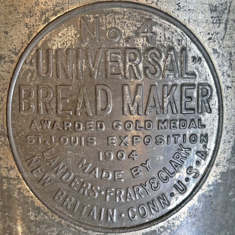 No. 4 Universal  Bread Mk