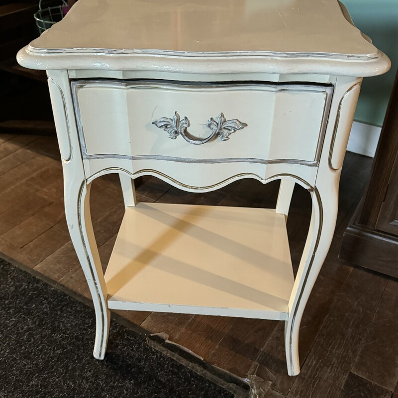 Fr Provincial Nightstand
1 Drawer
Made By Dixie
18 Inches Wide, 15 Inches Deep, 24 Inches Tall