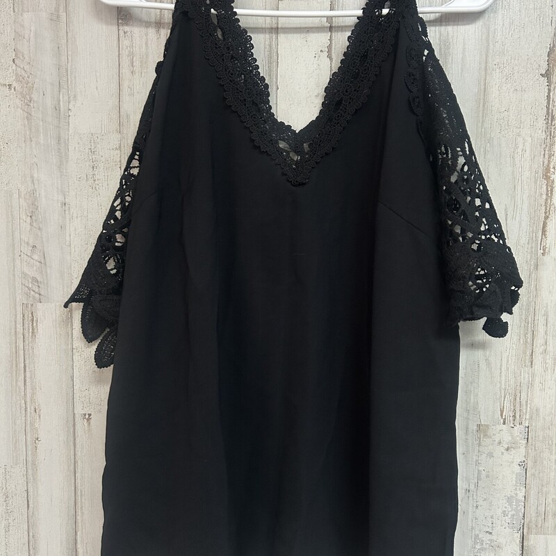 1X Black Lace Sleeved Top