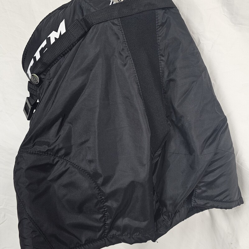 CCM LTP Youth Hockey Pants, Black, Size: Yth M, like new