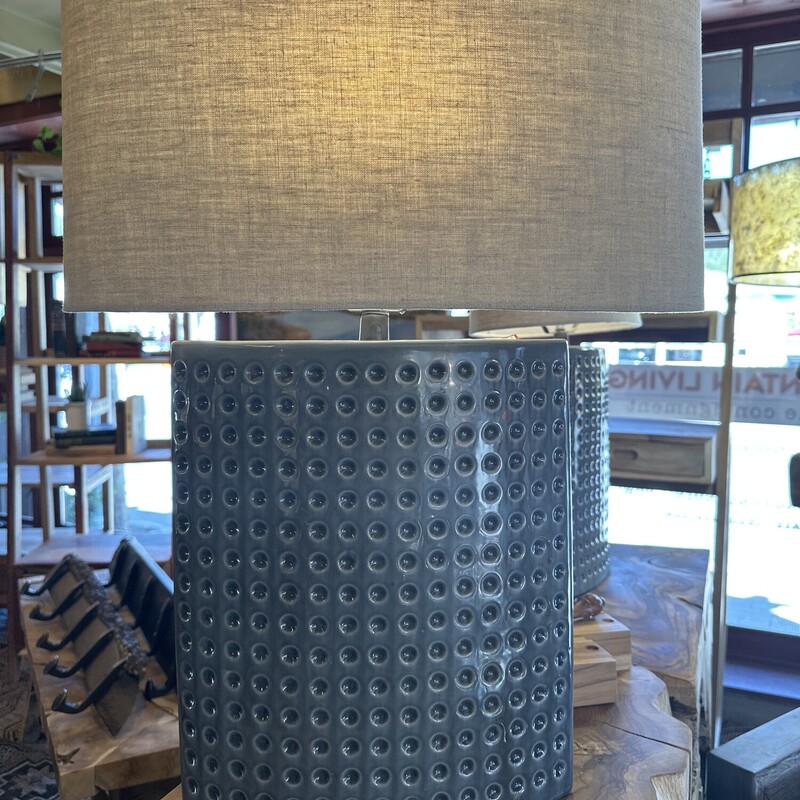 Gray Ceramic Lamps, Set Of 2

Size: 27Hx19Wx8D