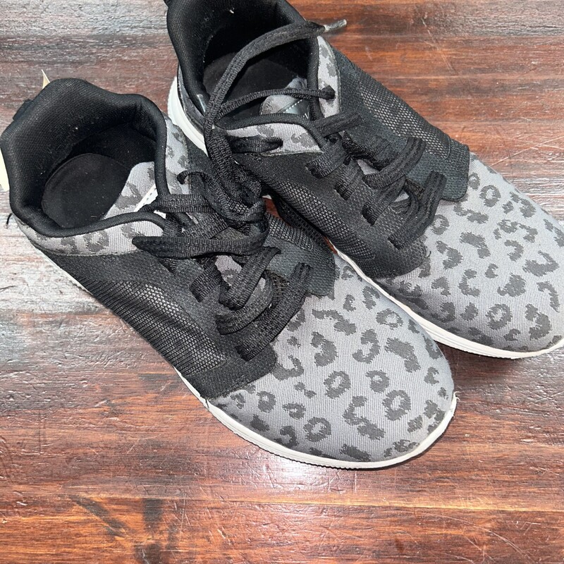 A7 Grey Leopard Sneakers, Grey, Size: Shoes A7