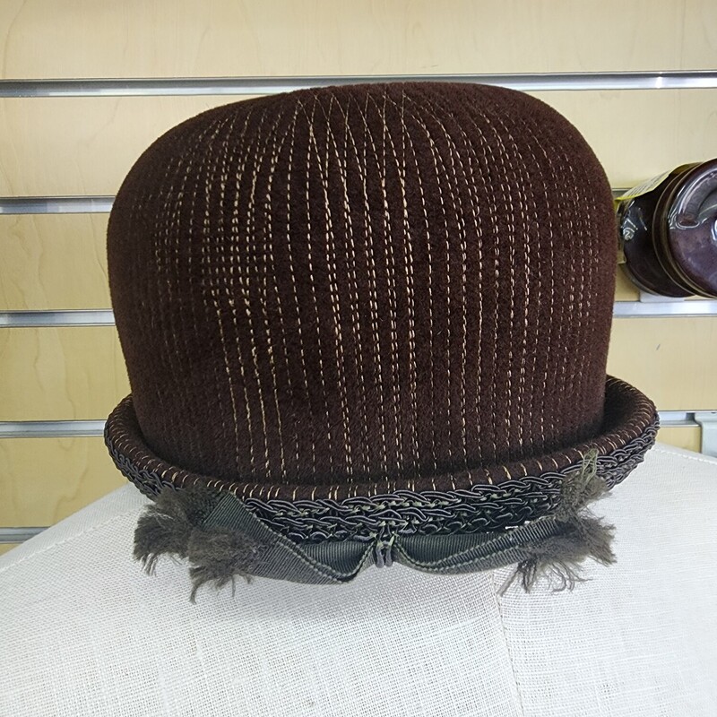 Vtg Schiaparelli Hat