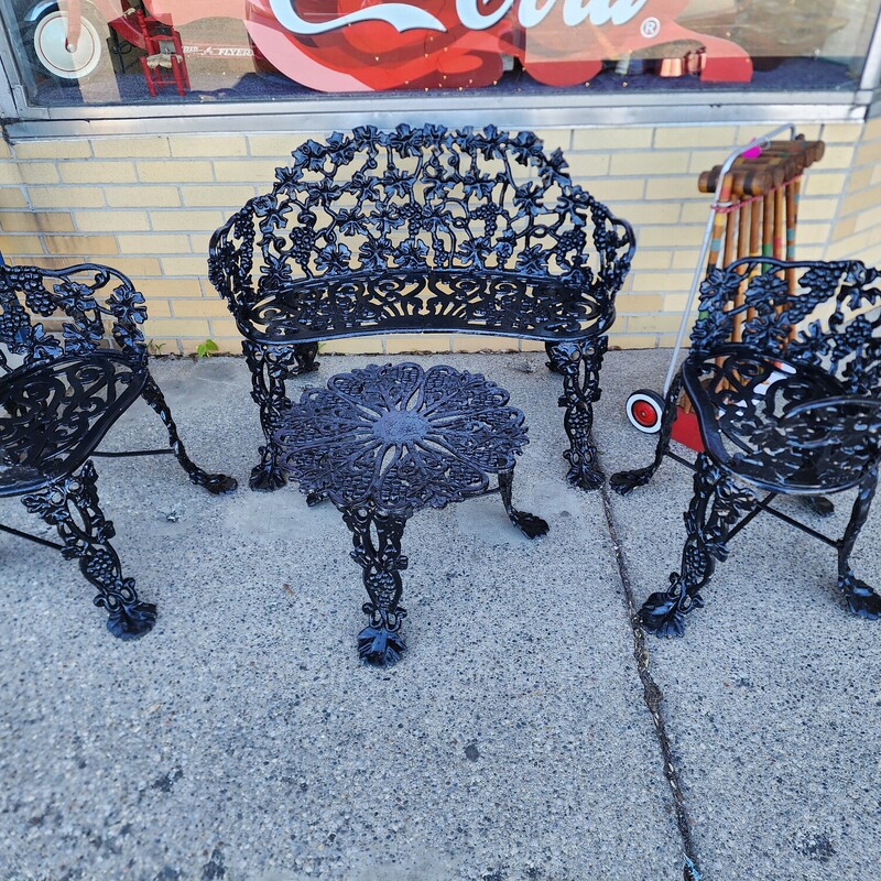 Antique Cast Iron Garden Set, Black, Size: 4 Pieces