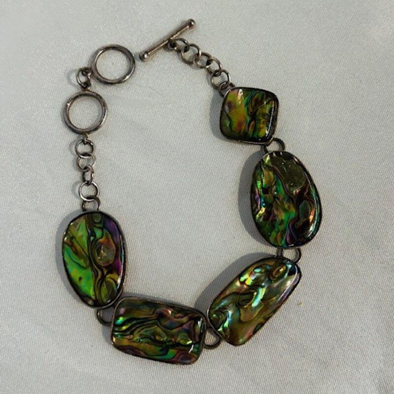 10k 925 Abalone Charms Bracelet
Silver Iridescent Size: 8.5L