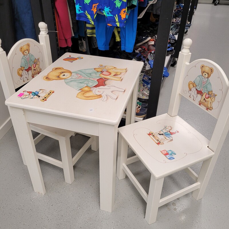 NN, Size: Table, Item: 2 Chairs