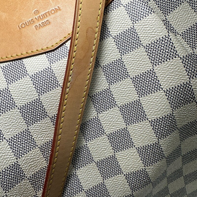 Louis Vuitton  Siracusa
Azur Damier
Size: GM
Minor Watermarking