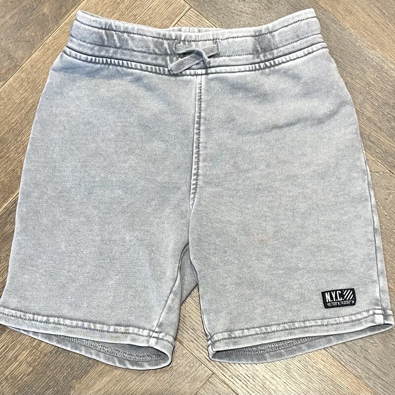 H&M Shorts, Grey, Size: 4-5Y
Small Stain Back