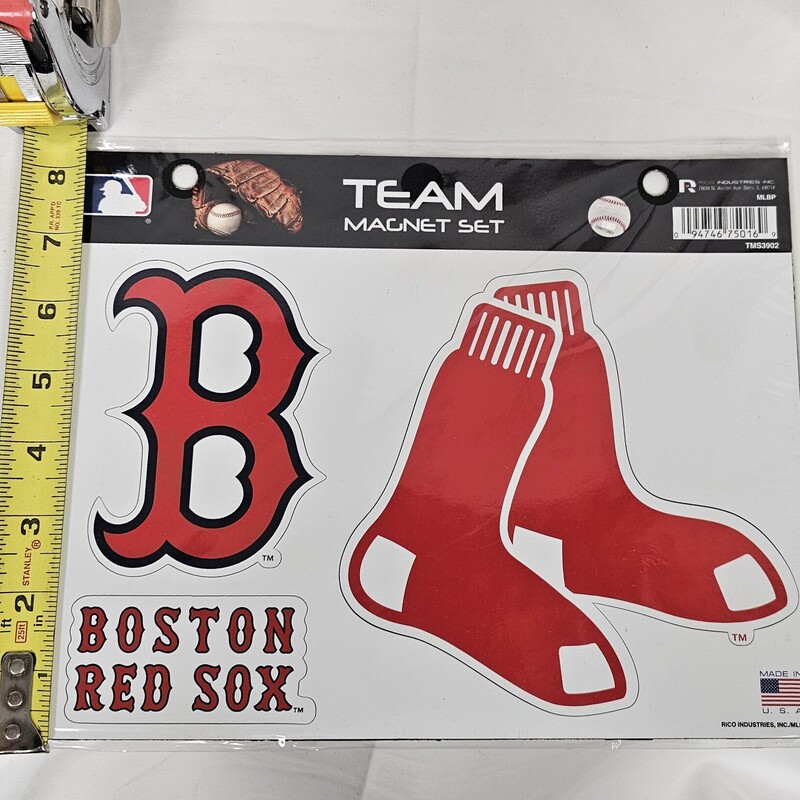 Boston Red Sox Team Magnets, 3pc Set, Sheet size: 11in x 7in. New in package