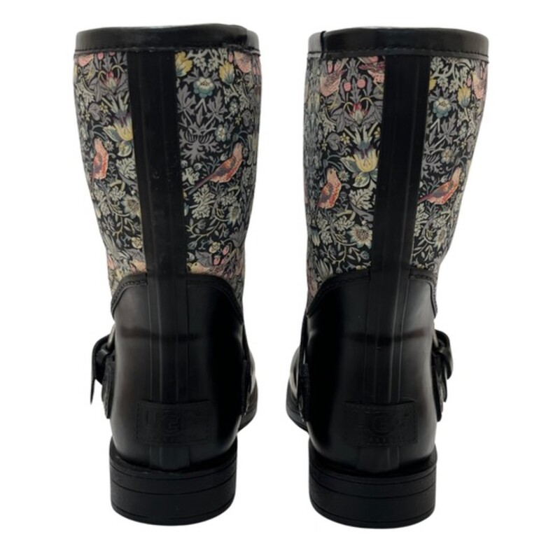 UGG Sivada Rain Boots
Strawberry Thief Pattern
Color: Black with Birds
Size: 7