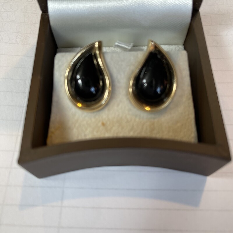 14kt Onyx Earrings