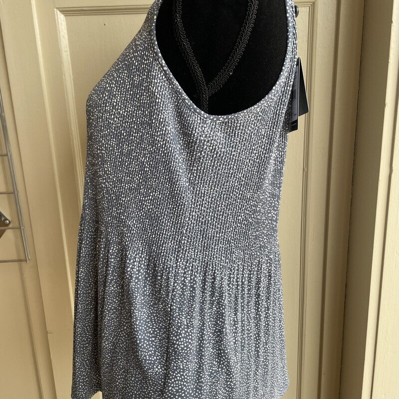 NWT Adrainna PapelleTank, Periwinkle, Size: M<br />
New Tags $59<br />
Our Price $21.99<br />
<br />
All Sale Are Final. No Returns.<br />
<br />
Pick Up In Store Within 7 Days Of Purchase<br />
Or<br />
Have It Shipped<br />
<br />
Thanks For Shopping With Us:-)