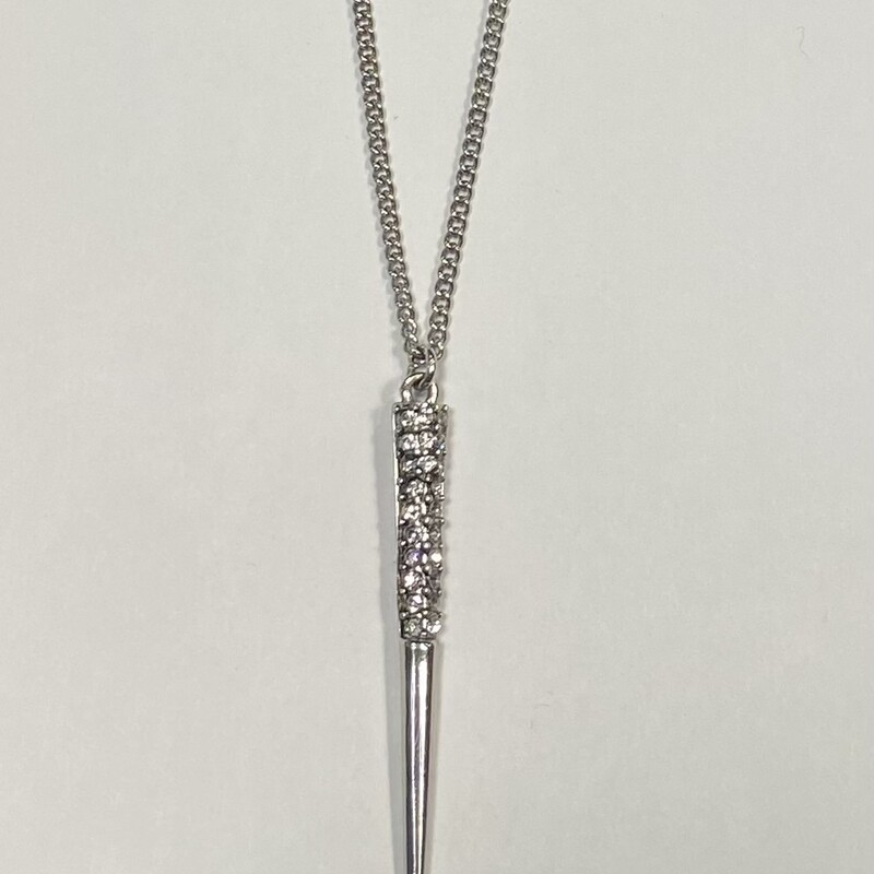 Slv Gem Spike Necklace
Silver
Size: Necklace