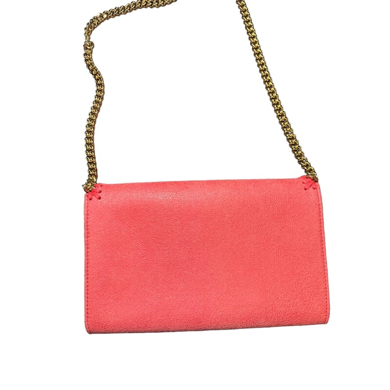 Stella McCartney Falabell, Pink, Size: Mini<br />
<br />
Matte vegan Shaggy Deer fabric with semi-gloss grain<br />
<br />
Signature nickel-free ruthenium recycled brass and aluminium diamond-cut chain<br />
<br />
Waxed GOTS-certified organic cotton lacing<br />
<br />
One shoulder strap<br />
<br />
One main compartment<br />
<br />
One internal slip pocket<br />
<br />
Magnetic snap fastening<br />
<br />
Engraved ruthenium medallion logo charm<br />
<br />
Fully lined with recycled materials<br />
<br />
Made in Italy