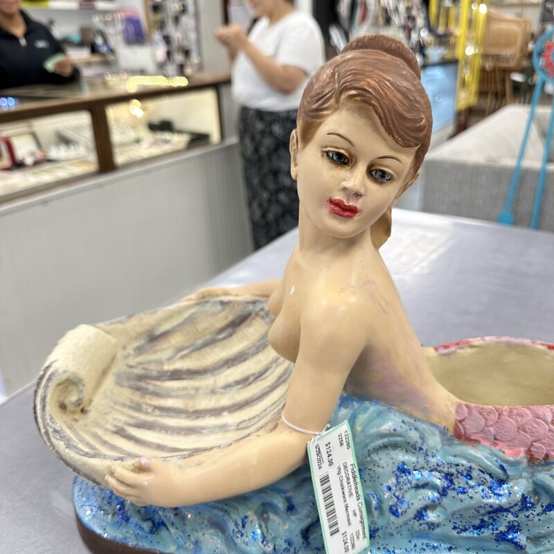 Vintage Hand Painted Chalkware Mermaid<br />
Size: 22in