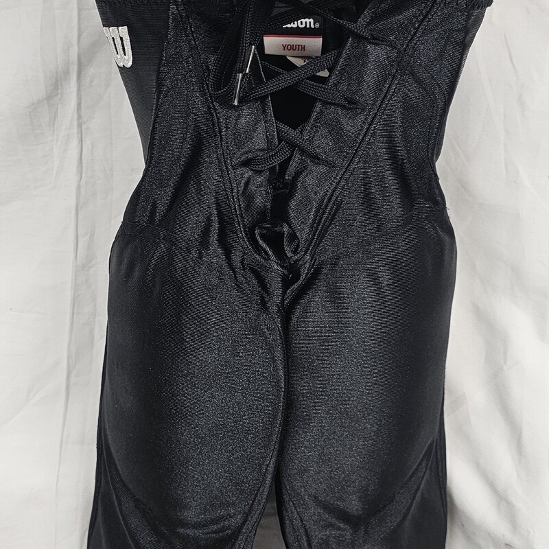 Wilson 7 Pad Integrated Football Pants, Black, Size: Yth XS, pre-owned in great shape