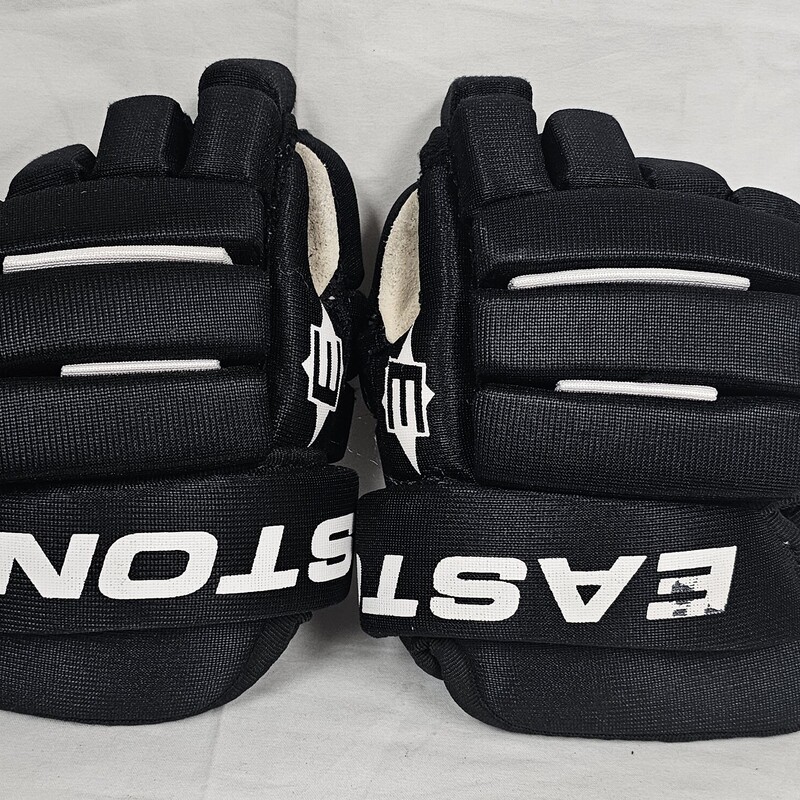 Easton Synergy EQ1 Youth Hockey Gloves, Black, Size: 9in., pre-owned