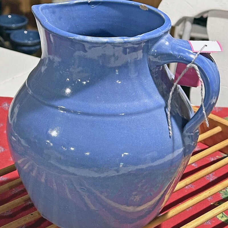 Vint Blue Pottery Pitcher
8 In x 8 In.