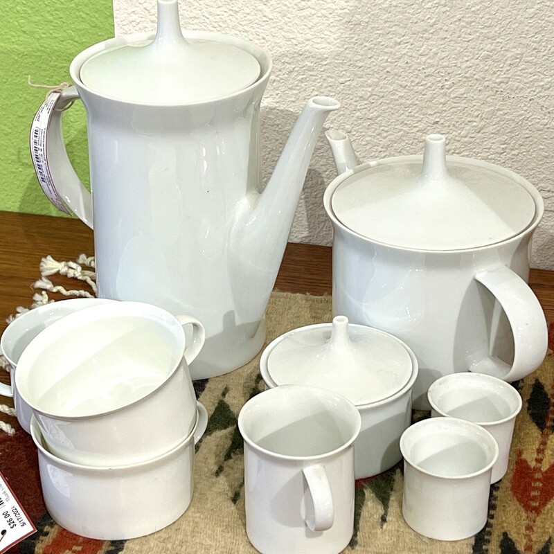 Rosenthal Coffee & Tea Set
Size: 9 Pieces