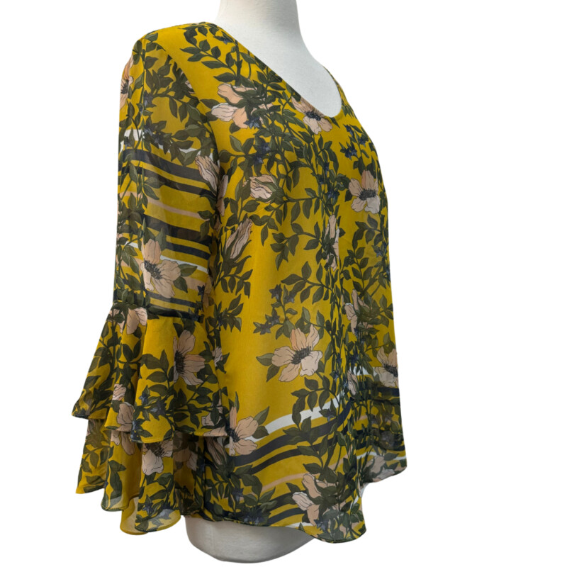 CAbi Scene Floral Top<br />
With Bell Sleeves<br />
Yellow with Olive Blue and Pink<br />
Size: Small