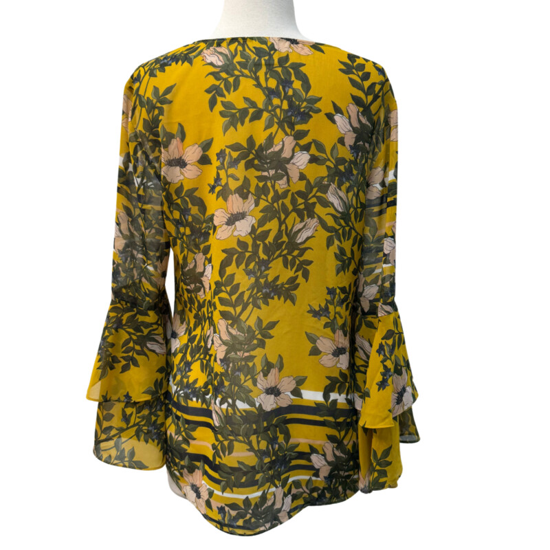 CAbi Scene Floral Top
With Bell Sleeves
Yellow with Olive Blue and Pink
Size: Small