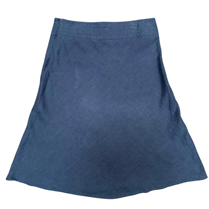 Chalet In The Woods Skirt
100% Linen
Made In Lithuania
Color: Navy
Size: Small