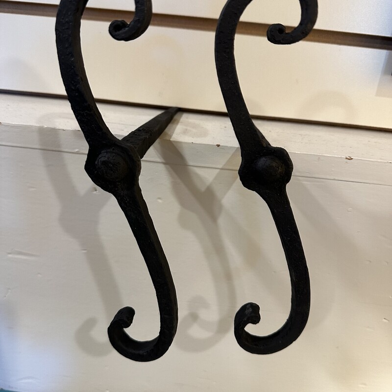 Pair Shutter Fasteners,
Size: 9
Shutter dogs are used to hold exterior wood shutters open. These are 9 inches tall and are made of heavy
wrought iron.