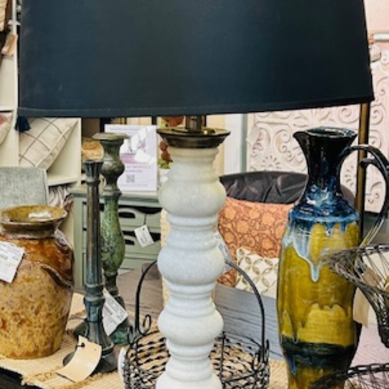 Pottery Barn Marble Tiered Base Lamp
White Black Silver Size: 15 x 30.5H