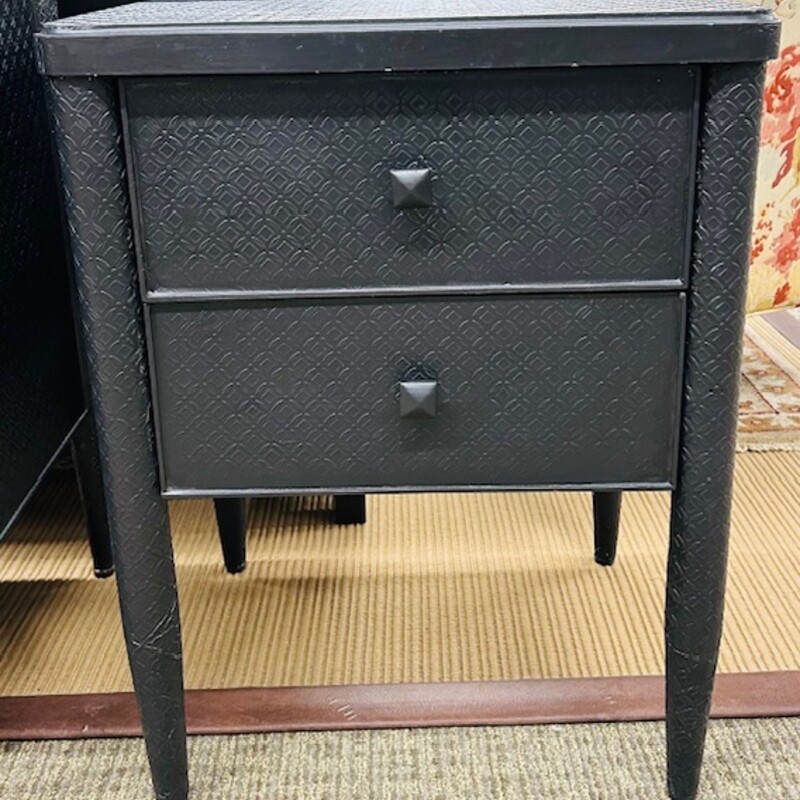 Set of 2 Arhaus Percy Nightstands
Black Size: 20.5 x 17 x 26.5H
Retails: $999+
Matching dresser sold separately