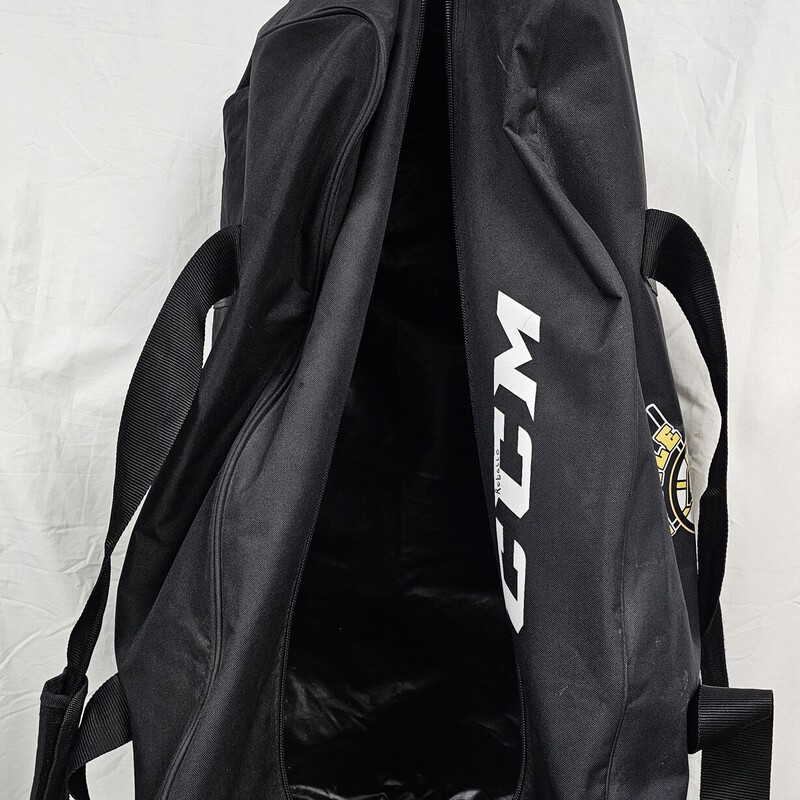 CCM Little Bruins Carry Hockey Bag, Size: Youth 30in x 15in x 15in, Pre-owned
