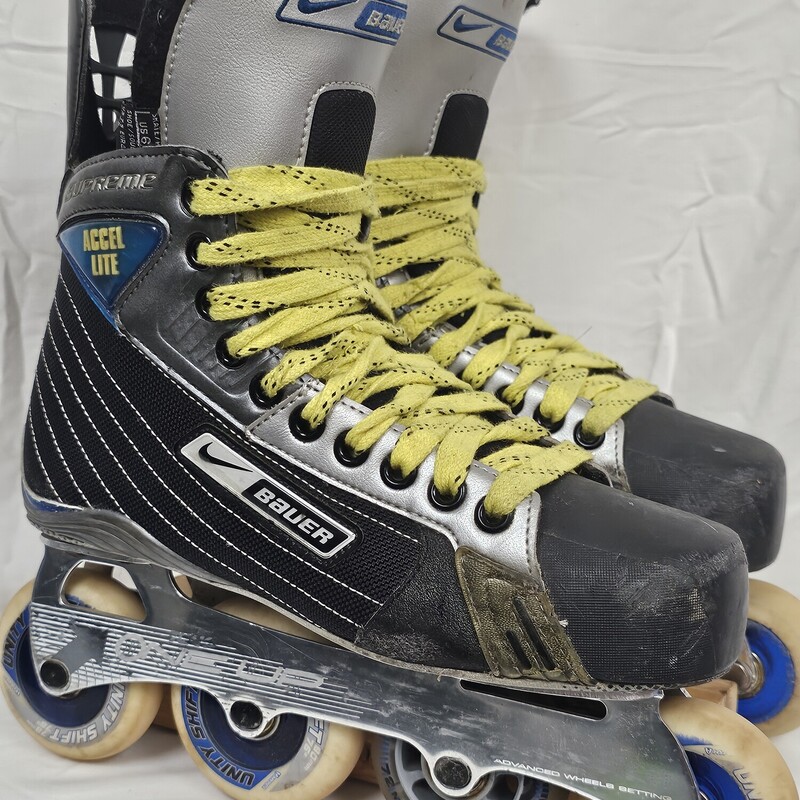 Bauer Supreme Accel-Lite Inline Roller Hockey Skates
Size 6 Fit R
Tuuk One Up Wheel Chassis
7676 7272 Wheel pattern
Pre-Owned: Excellent Condition
Boot is in excellent shape.  No rips or tears on inner lining.  Only a couple minor scuffs on outside of boot.
Wheel Chassis are in excellent condition.
Bearing are in very good condition. All roll freely.
Wheels are in very good condition. Slight angle from normal use. Lots of rubber left