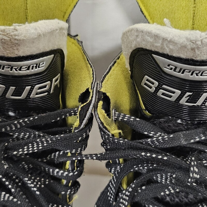 Bauer Supreme S35 Junior Hockey Skates, Size: 1.5 (shoe size 2.5), pre-owned