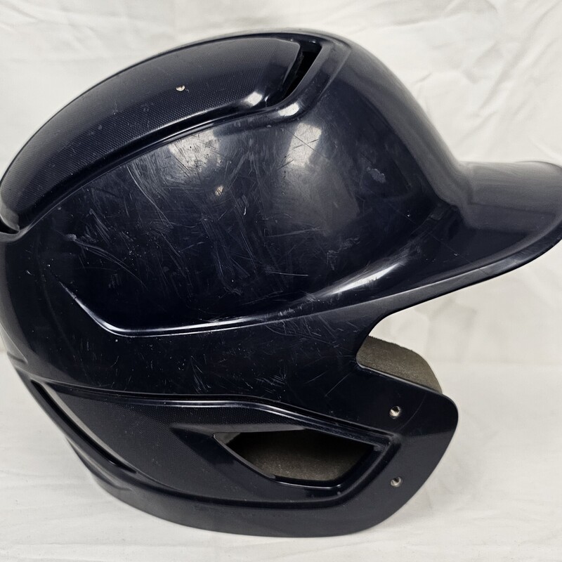 Easton Alpha Batting Helmet, Size: 7 1/8 - 7 3/4, pre-owned