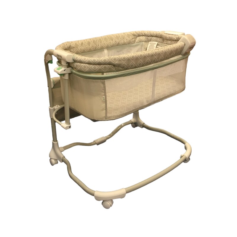 Bassinet (Grey), Gear

Located at Pipsqueak Resale Boutique inside the Vancouver Mall or online at:

#resalerocks #pipsqueakresale #vancouverwa #portland #reusereducerecycle #fashiononabudget #chooseused #consignment #savemoney #shoplocal #weship #keepusopen #shoplocalonline #resale #resaleboutique #mommyandme #minime #fashion #reseller

All items are photographed prior to being steamed. Cross posted, items are located at #PipsqueakResaleBoutique, payments accepted: cash, paypal & credit cards. Any flaws will be described in the comments. More pictures available with link above. Local pick up available at the #VancouverMall, tax will be added (not included in price), shipping available (not included in price, *Clothing, shoes, books & DVDs for $6.99; please contact regarding shipment of toys or other larger items), item can be placed on hold with communication, message with any questions. Join Pipsqueak Resale - Online to see all the new items! Follow us on IG @pipsqueakresale & Thanks for looking! Due to the nature of consignment, any known flaws will be described; ALL SHIPPED SALES ARE FINAL. All items are currently located inside Pipsqueak Resale Boutique as a store front items purchased on location before items are prepared for shipment will be refunded.