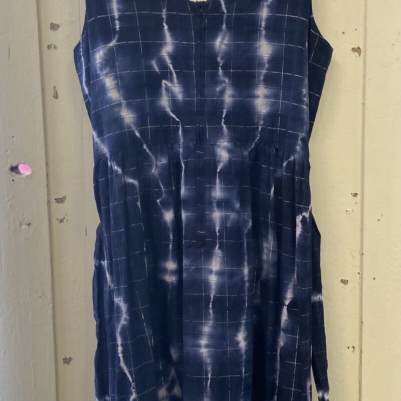 NWT Blu/wht Slvlss Dress<br />
Blu/wht<br />
Size: XL R $140