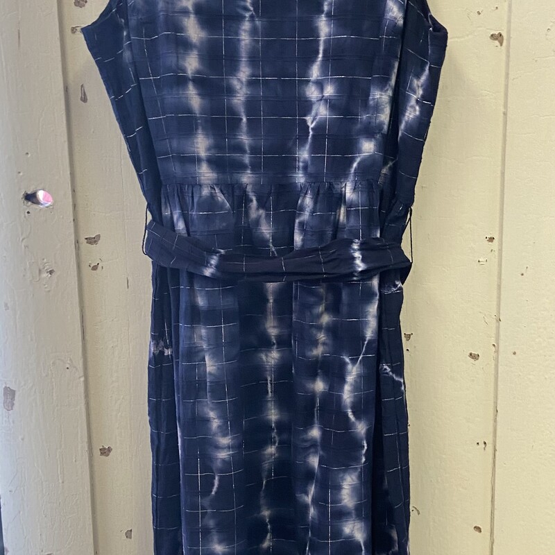 NWT Blu/wht Slvlss Dress<br />
Blu/wht<br />
Size: XL R $140