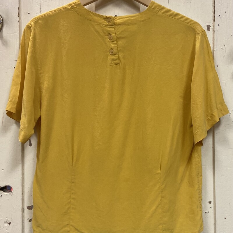 Yllow SS Blouse<br />
Yellow<br />
Size: 8