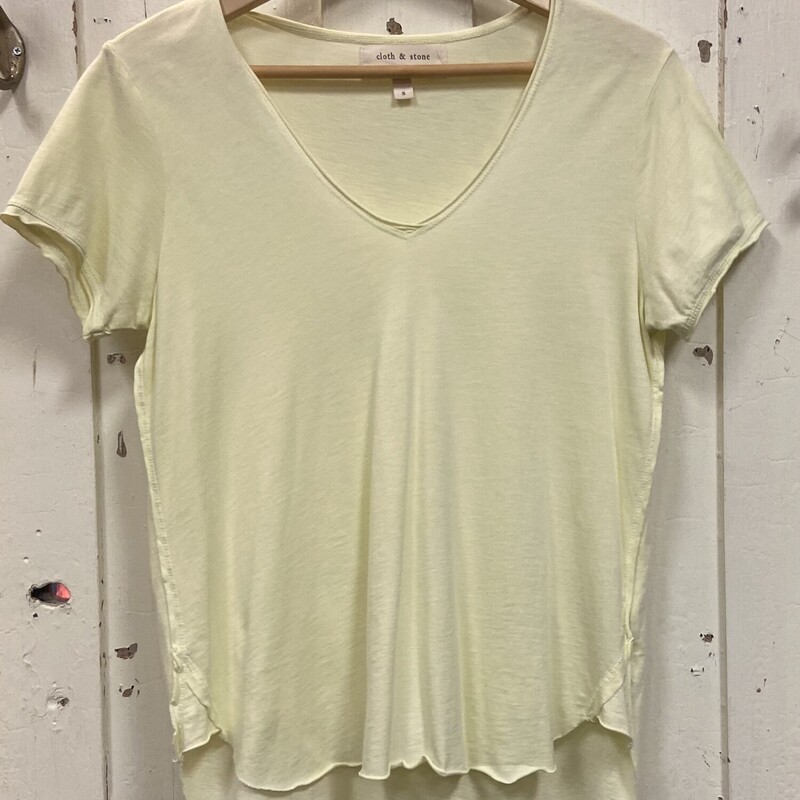 Yellow V - Neck Tee<br />
Yellow<br />
Size: Small