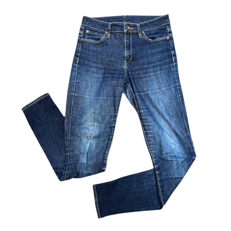 Raleigh Denim Jeans<br />
The Haywood<br />
Handcrafted in North Carolina<br />
by Non-Automated Jeansmiths<br />
Distressed Fade<br />
Skinny Ankle<br />
Size: 6