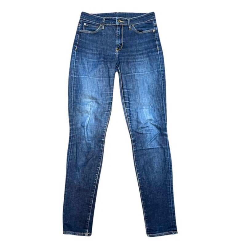 Raleigh Denim Jeans<br />
The Haywood<br />
Handcrafted in North Carolina<br />
by Non-Automated Jeansmiths<br />
Distressed Fade<br />
Skinny Ankle<br />
Size: 6