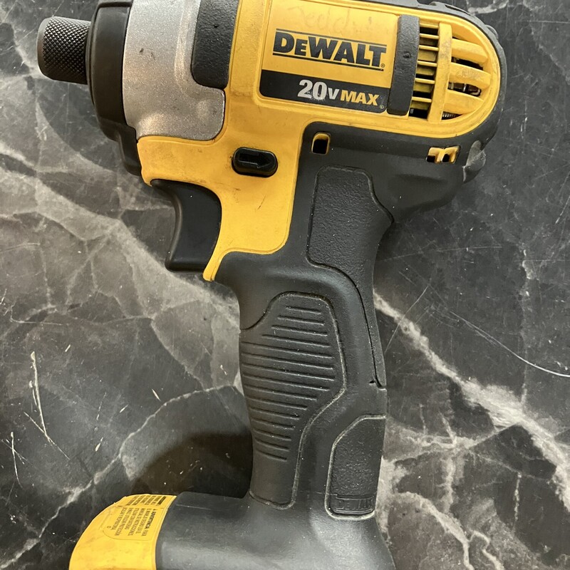 DeWalt DCF885 20V Max Lithium Ion 1/4\" Impact Driver (Tool Only)