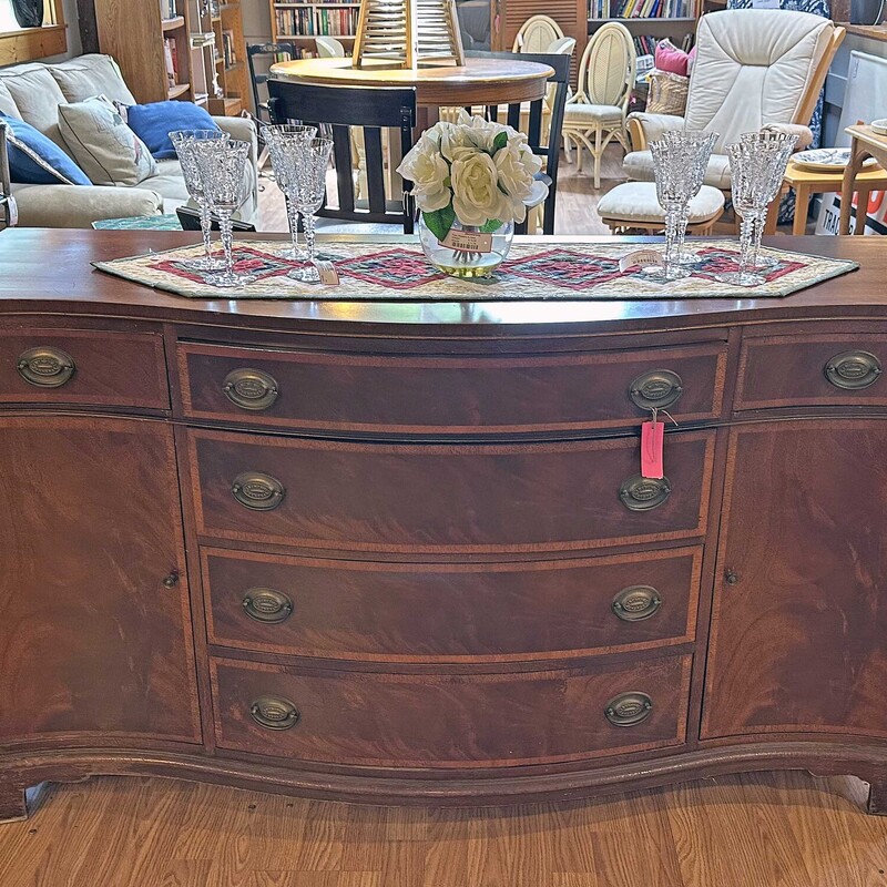 1950s Mahogany Dresser

Fracher Furniture of New York,
Branded by Hathaway NY City
Banded Serpentine Design

61 W x 21 D x 36 H