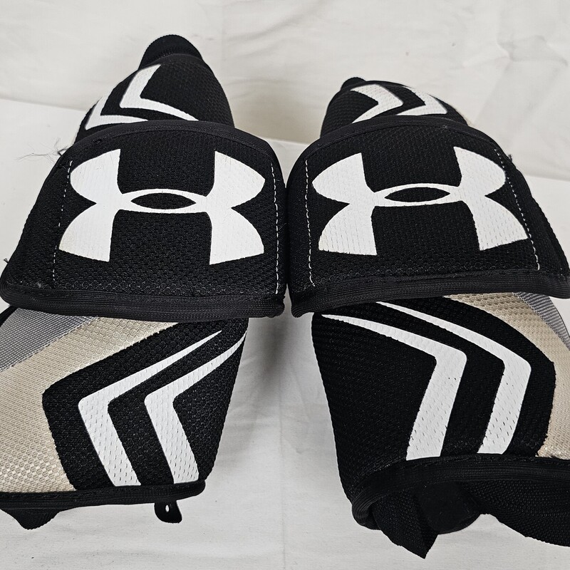 Under Armour Strategy Lacrosse Arm Pads, Size: Large, pre-owned