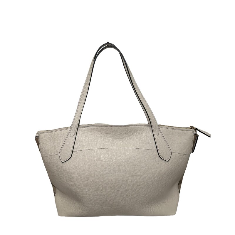 Burberry Welburn Tote
 Cream
 Size: OS