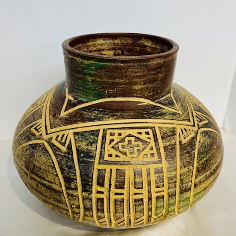 Carved Aztec Pottery Vase
Brown Tan Green Size: 11 x 8.5H