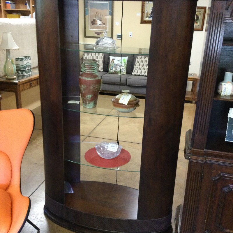 Curio, Wood, Size: B2222

75H X 45L X17D

FOR IN-STORE OR PHONE PURCHASE ONLY
LOCAL DELIVERY AVAILABLE $50 MINIMUM