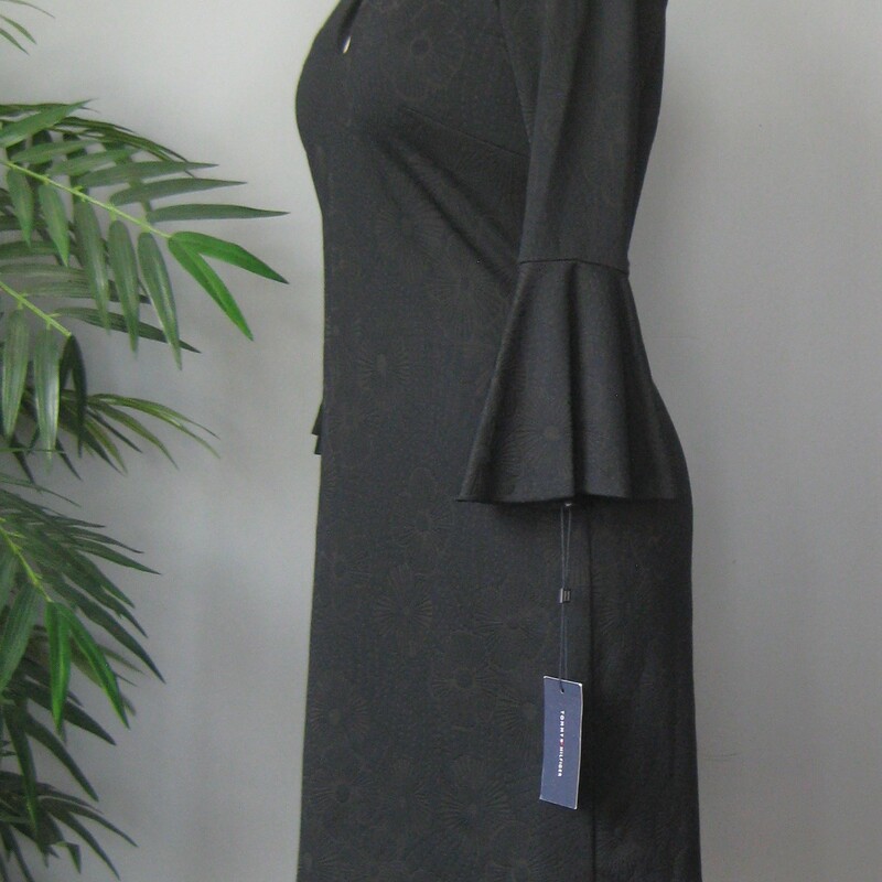 NWT Tommy Hilfiger Keyhol, Black, Size: 2<br />
Pretty LBD with simple lines and fun bell sleeves.<br />
Brand new with tags<br />
Size 2<br />
black knit brocade<br />
62% viscose, 20% nylon, 16% polyester, 2% spandex<br />
Keyhole neckline<br />
unlined<br />
here are the flat measurements:<br />
armpit to armpit; 16<br />
shoulder to shoulder: 13.75:<br />
waist: 14<br />
hip: 17<br />
length: 34.5<br />
<br />
Style No. A8HKICKA<br />
thanks for looking!<br />
#70679