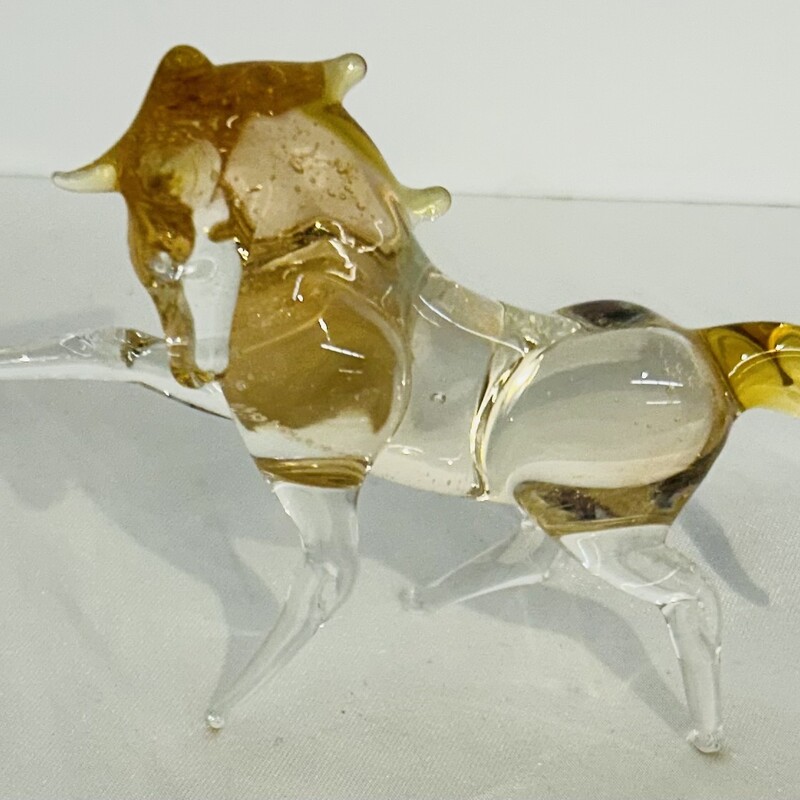 Russian Glass Mini Horse
Clear Amber
Size: 4 x 2 x 3H