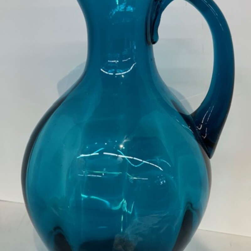 Blenko Handblown Pitcher
Blue
Size: 8x12H