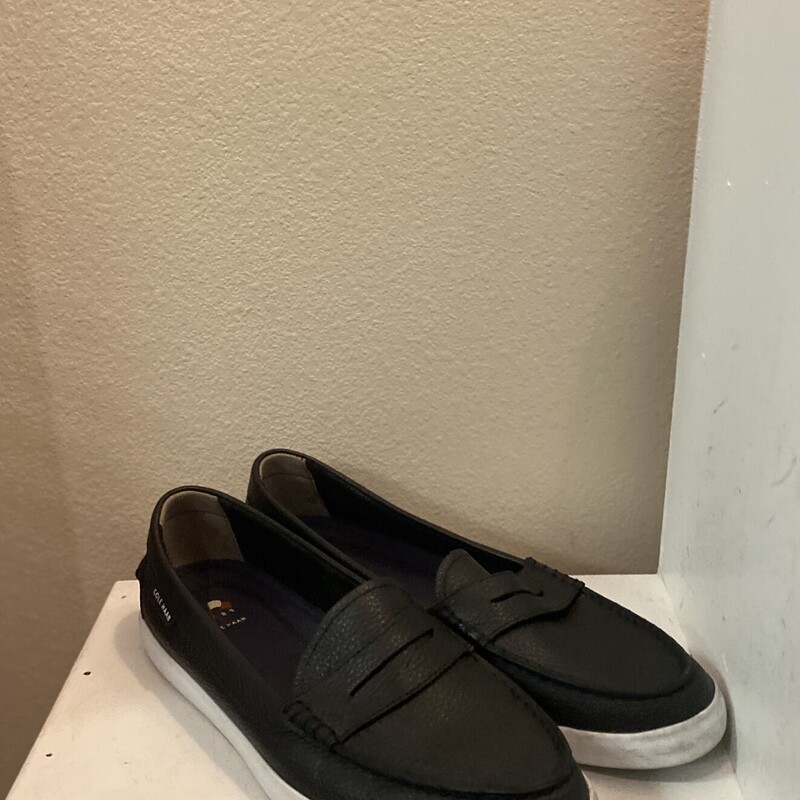 EUC Blk Lther Loafer